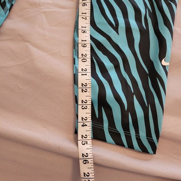 Nike zebra print active athletic workout leggings plus size 1X new! - Picture 7 of 14